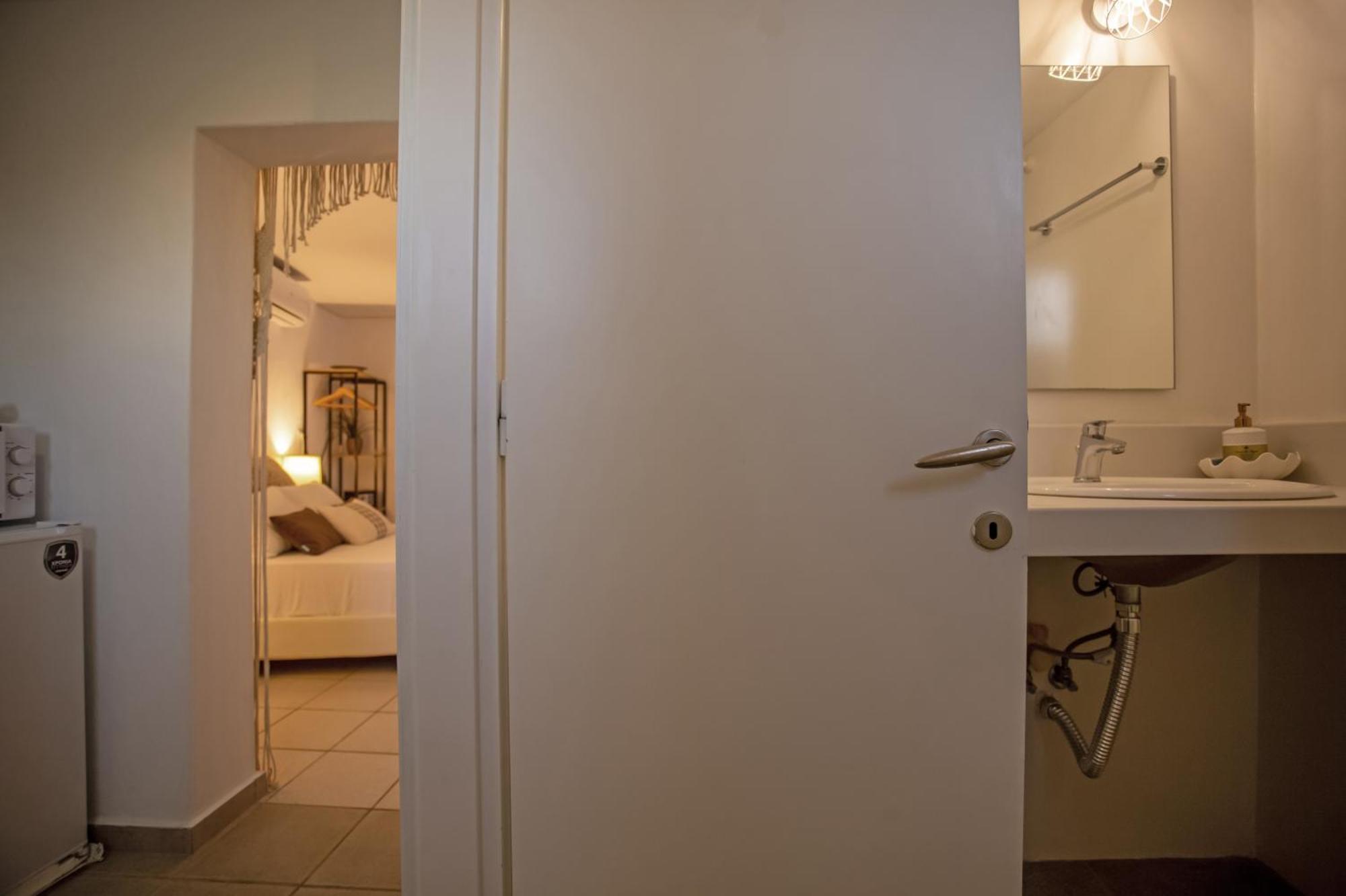 Sing And Blossom Accommodation Mykonos Town المظهر الخارجي الصورة