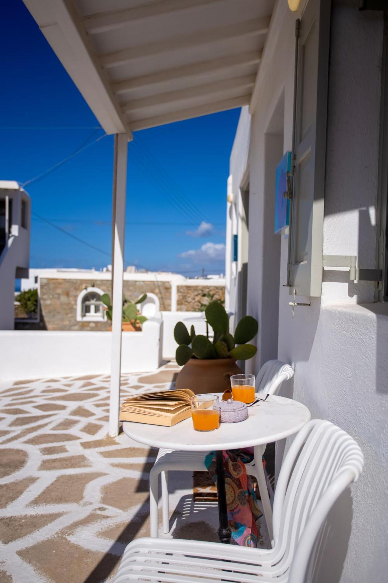 Sing And Blossom Accommodation Mykonos Town المظهر الخارجي الصورة